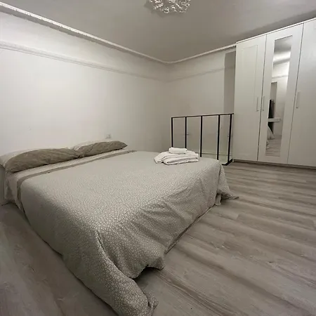 Statilia Urban Retreat Apartment